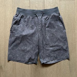 GUC T.H.E. short linerless 9" gravel dust asphalt grey multi size L lululemon
